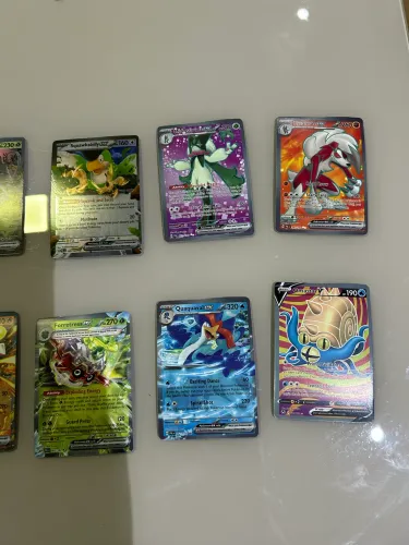 Arceus é lycanroc e mais cartas Pokémon