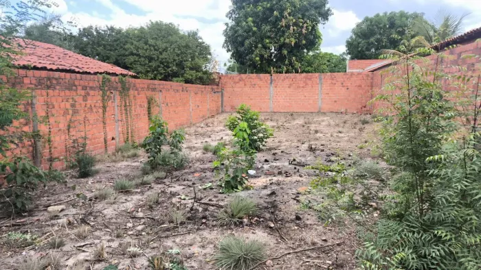Vendo Terreno na Irmã Dulce