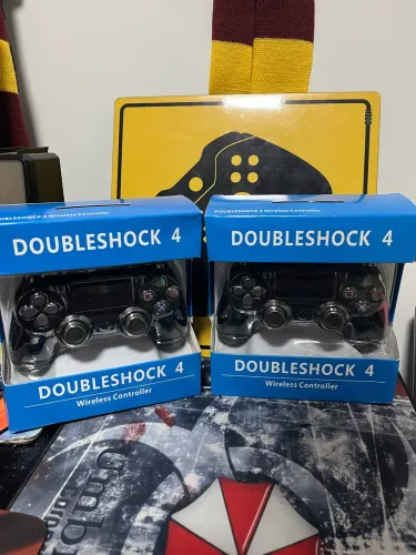 Kit 2 Controles PS4 Novos
