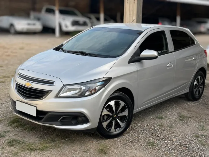 Chevrolet Onix Hatch LT 1.0 8V Flex Mec. 4P 2017