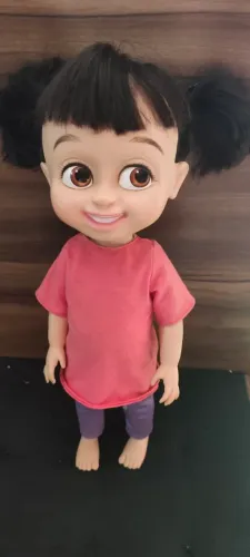 Boneca Boo Monstros S.A Disney Pixar Grande Articulada
