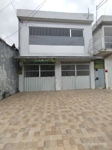 CASA DUPLEX NO BAIRRO QUINTINO CUNHA