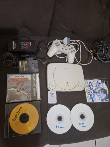 PlayStation 1 Slim (PS One) Completo + Controle Original + Jogos