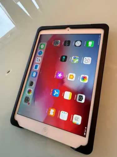 iPad Air 64GB Wi-Fi + 4G ? Modelo A1475
