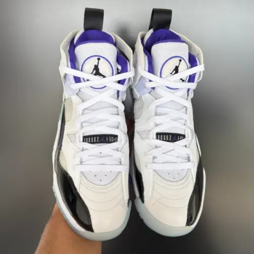 Tênis Jordan Jumpman Two Trey Basketball Masculino Novo Original - Tamanho 40 e 43