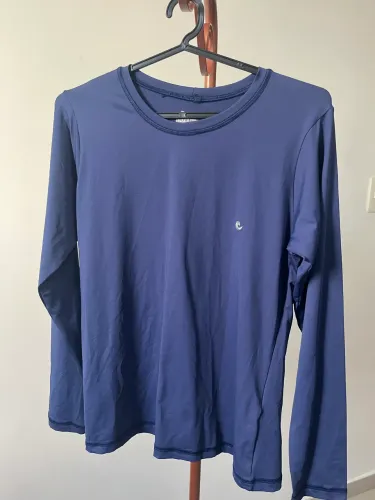 Camisa de sol manga longa azul marinho NOVA