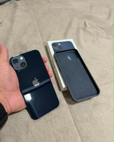 IPHONE 13 128GB PRETO (quase novo)
