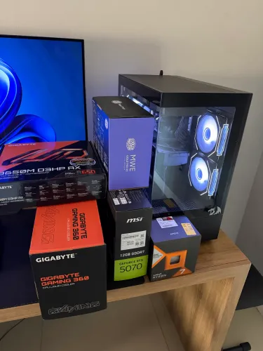 PC Gamer high end RTX 5070 Ryzen 7 7800X3D
