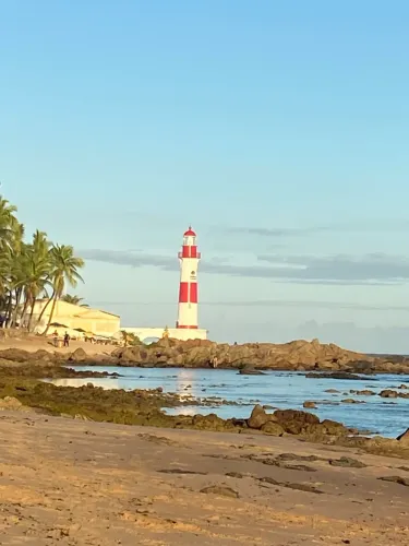 Casa 6/4 praia itapuan *94