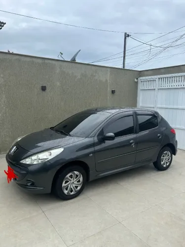Peugeot 207 XR 1.4 Flex 8V 5P 2012