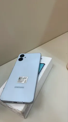 Celular em ótimo Estado - Funciona perfeitamente!