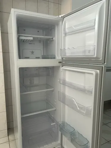 Geladeira eletrolux NOVA