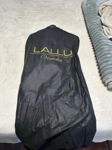Vestido Roxo LALLU Novo com Etiqueta - Nunca Usado. Tamanho G.