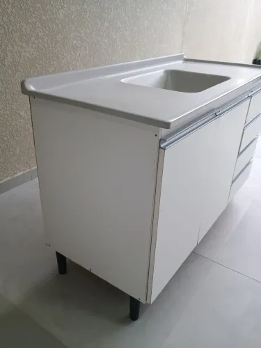 Balcão de cozinha e pia