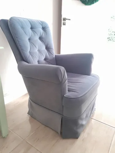 Poltrona de balanço/amamentação