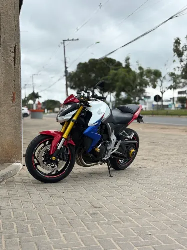 CB1000r capitão América
