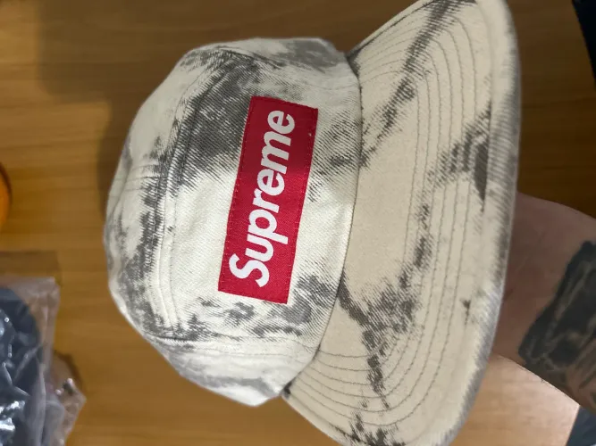 Boné Supreme Denim Camp Bleached (SS25)