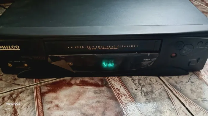 Vendo vídeo cassete Philco