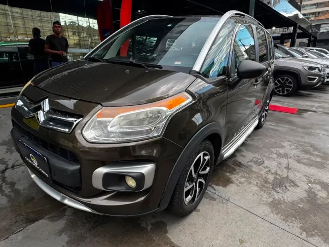 Citroen Aircross GLX 1.6 Flex 16V 5P Aut. 2012