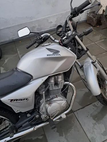 ?Honda CG 150 Titan KS - 2007 | Prata | Licenciada 2026