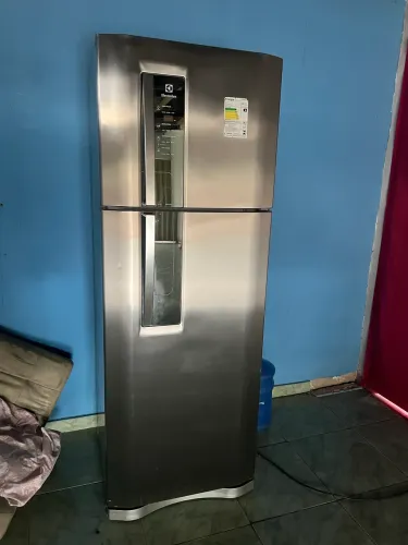 Geladeira eletrolux inox