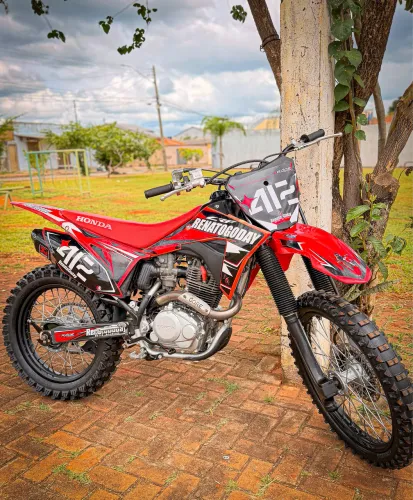 CRF 230 / 2015 / CHEIA DE ACESSÓRIOS