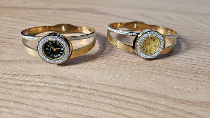 Relógio feminino em aço inoxidável