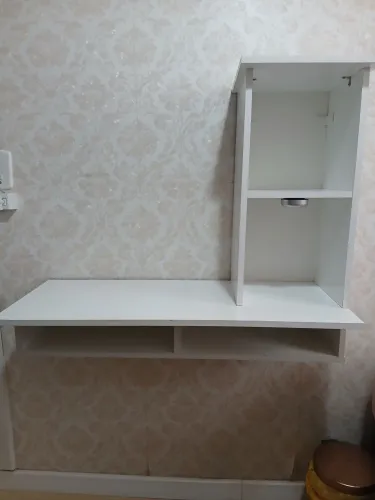 Escrivaninha  para quarto.