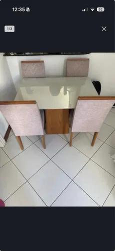 Mesa de Jantar 04 cadeiras