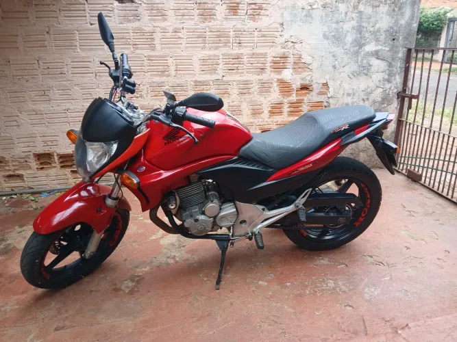 CB 300 r