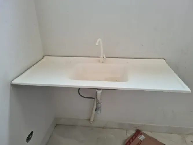 Pia de Cozinha com mão francesa reforçada