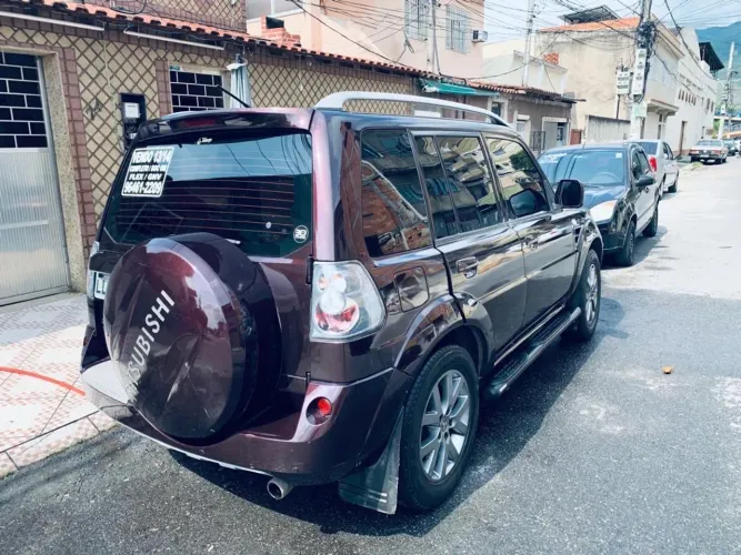 Mitsubishi Pajero TR4 2.0 Flex 16V 4X2 Aut. 2014