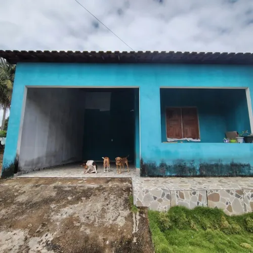 Casa com sítio 