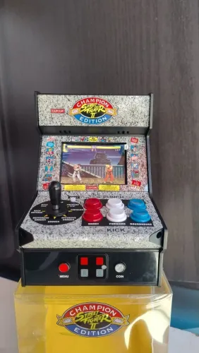 Mini Fliperama My Arcade portátil