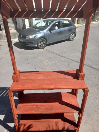 Barraca de pallet desmontável e invernizada 