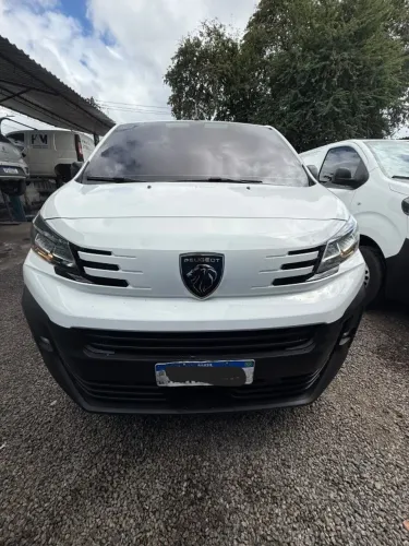 Peugeot Expert Cargo 1.5 Turbo Diesel 2025