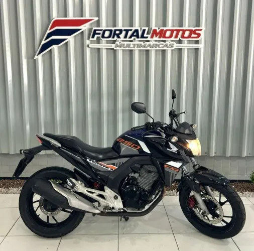Honda Twister 250 2018