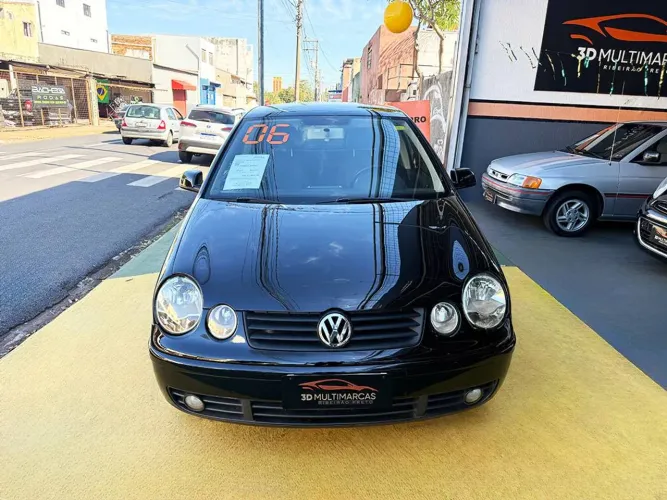 Volkswagen Polo 1.6 Mi/s.ouro 1.6 MI Tot.flex 8V 5P 2006