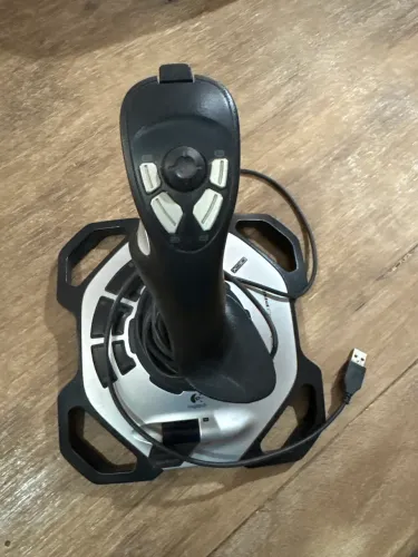 Joystick logitech