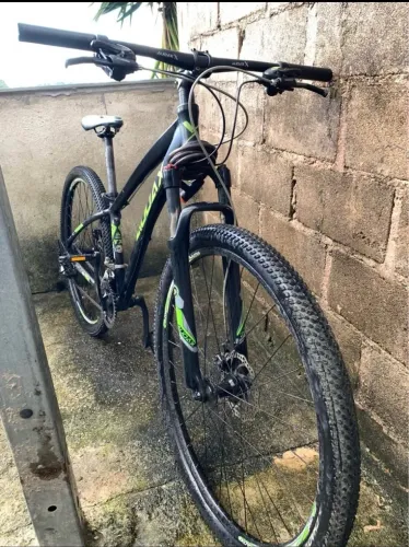 Bicicleta Marca: Audax TX Aro 29 Quadro 15 27 marchas Shimano freio a disco