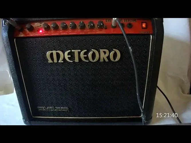 METEORO Amplificador para Guitarra FWG-50 Demolidor