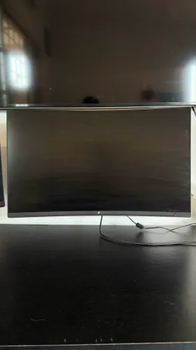 monitor 27 polegadas curvo 300hz com suporte de monitor incluso