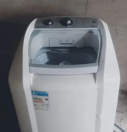 Vende-se máquina de lavar