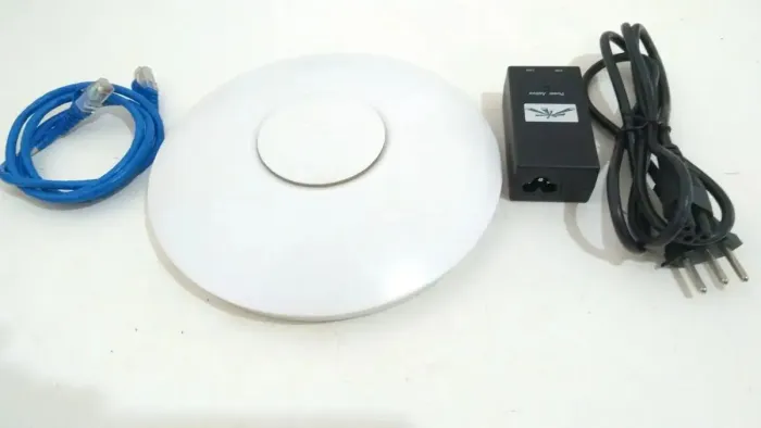 Unifi AP LR (UAP LR) Access point