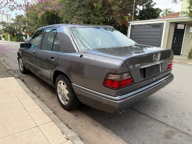 Mercedes-Benz E-320 E-320 1995