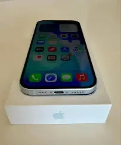 iPhone 15 128 G