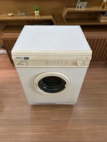 Secadora roupa continental 220.