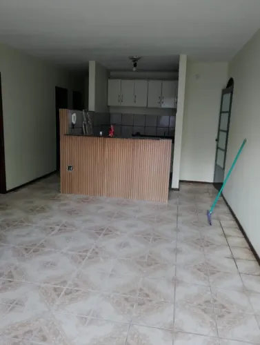 Apt 110M2/3Qts/2wc/Sala P/2 ambientes/ Sacada