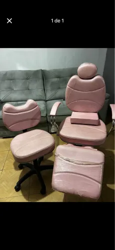 Vendo cadeira hidráulica com pouco tempo de uso semi nova