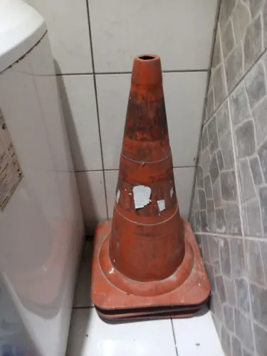 Cone de transito 
